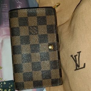 Authentic Louis Vuitton Damier Ebene wallet